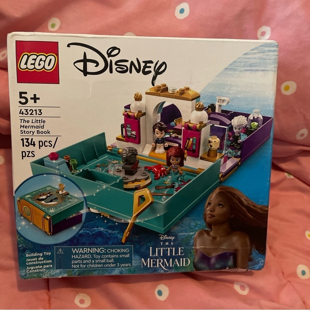 LEGO Disney The Little Mermaid Story Book Set